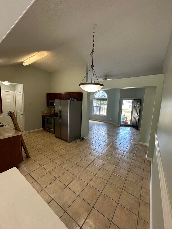 Foto del edificio - 1001 Windgate Dr