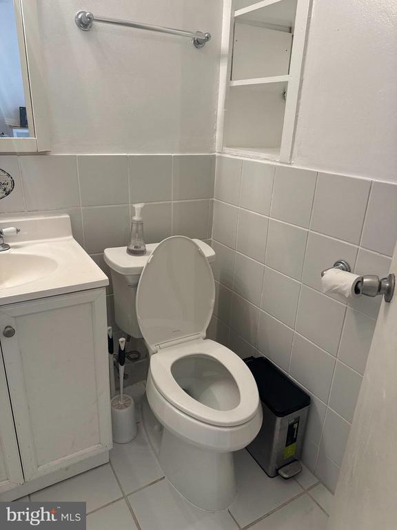 Building Photo - 1121 Arlington Blvd