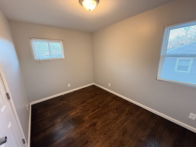 Foto del edificio - 6313 Spaulding St