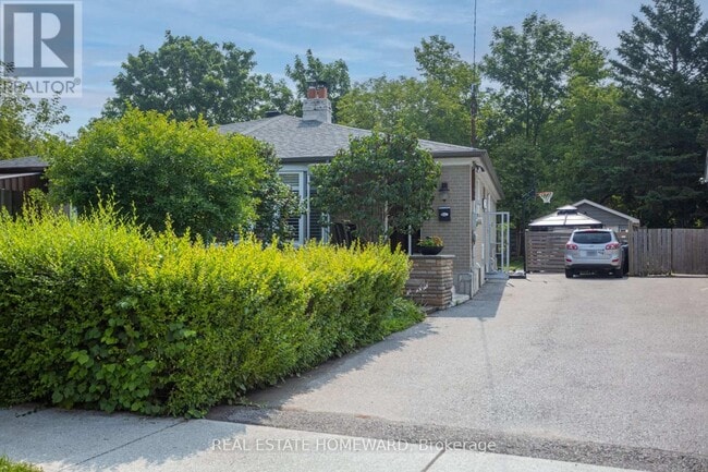 Building Photo - 115 Porchester Dr