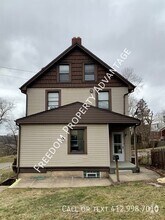 Building Photo - 122 Munsey Ave