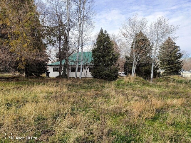 Photo - 2557 S Orchard Drive House