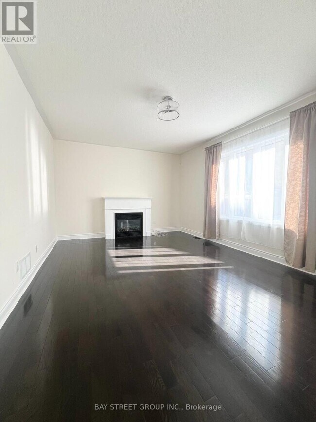 Building Photo - 1018 Wilbur Pipher Cir