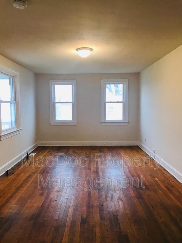 Foto del edificio - 4716 Plank Rd