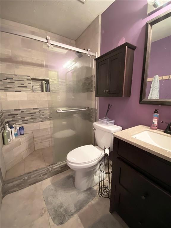 Foto del edificio - 402 James Ridge Ct