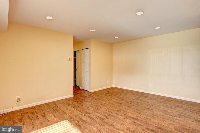 Foto del edificio - 6009 Majors Ln