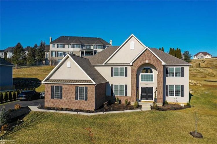 Foto principal - 7 Creek View Ct