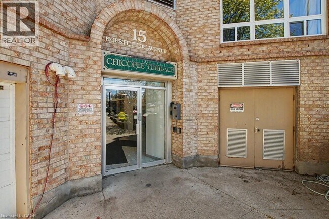Building Photo - 15 Hofstetter Ave
