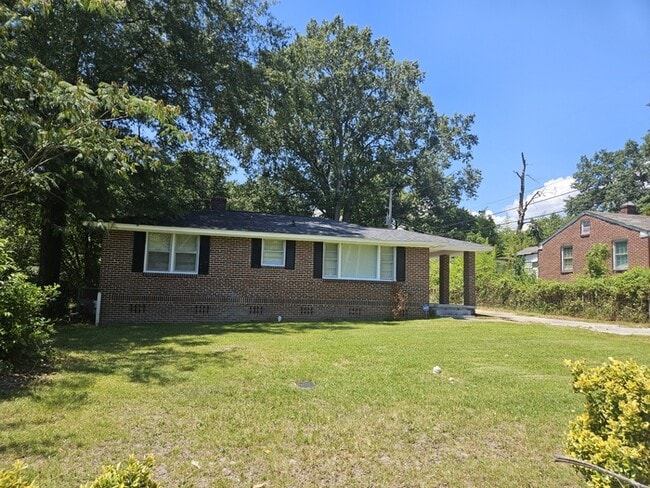 Building Photo - 104 Hutto Ct