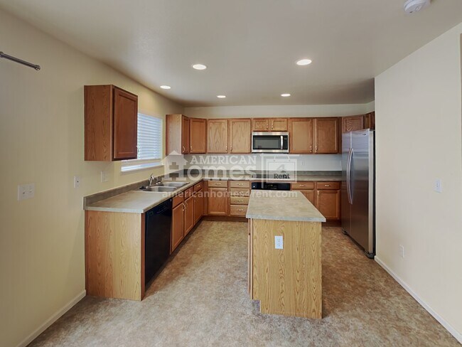 Building Photo - 894 Diamond Rim Drive