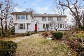 Building Photo - 50 Greenacres Ave