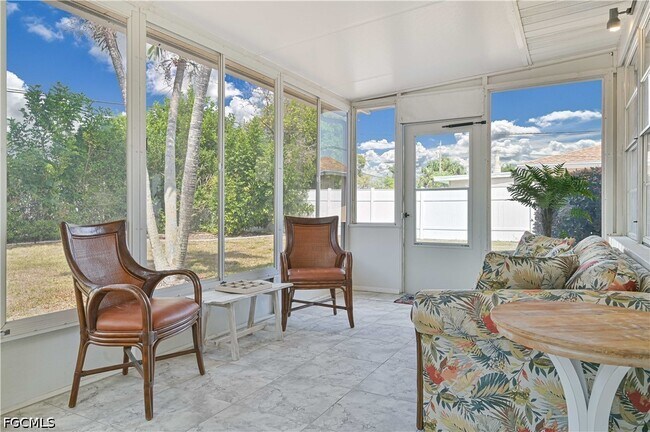 Foto del edificio - 4520 SE 9th Ave