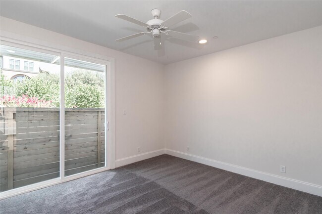 Foto del edificio - 3821 N Braeswood Blvd