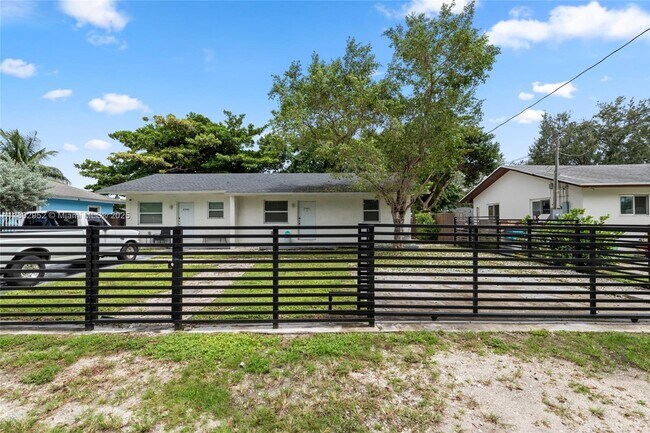 Foto del edificio - 7981 NW 12th Pl