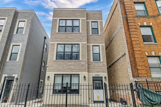 Foto del edificio - 4024 S Calumet Ave
