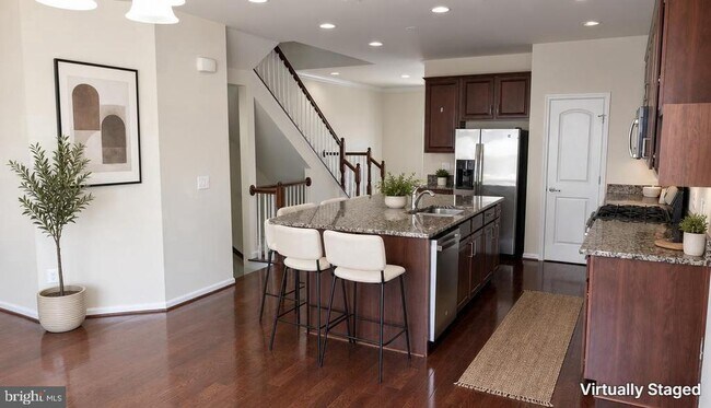 Building Photo - 25556 Palenza Terrace