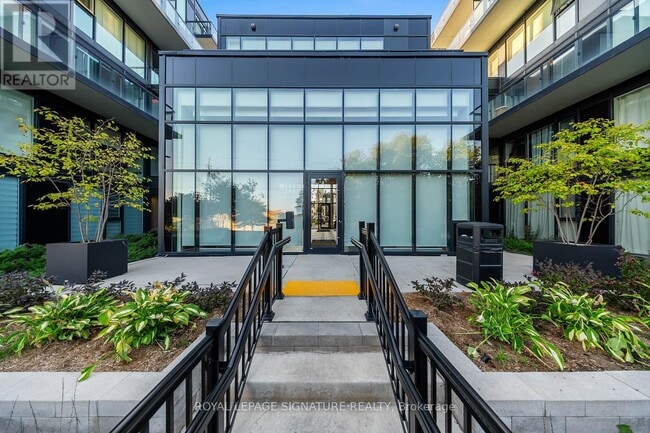 Photo du bâtiment - 1117-1117 Cooke Blvd.