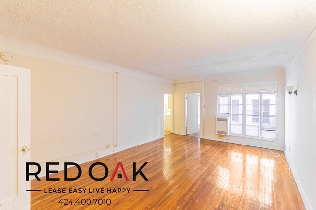 Building Photo - 665 Cochran Ave