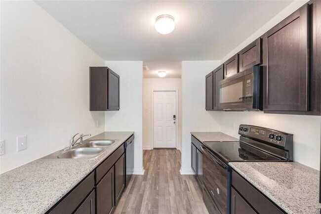 Building Photo - 408 Jonathan St