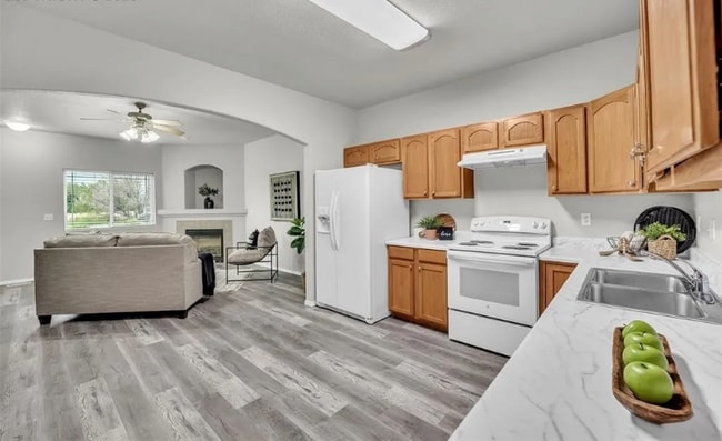 Photo - 1034 Fountain Mesa Rd Townhome