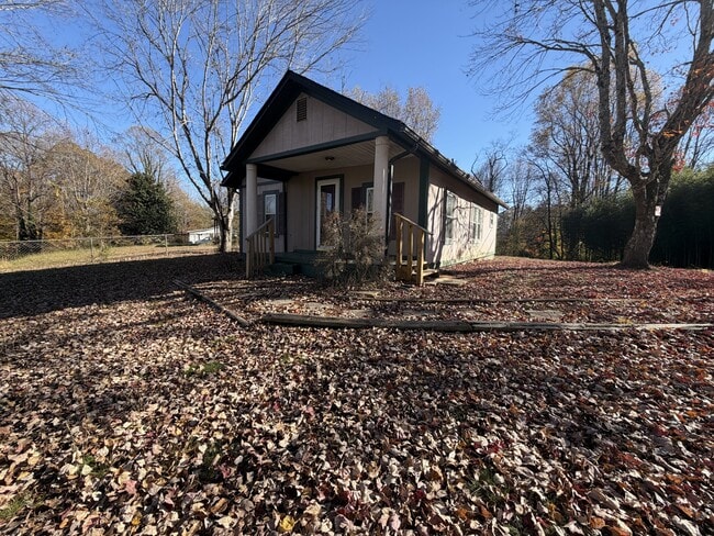 Foto del edificio - 651 New Brickyard Rd