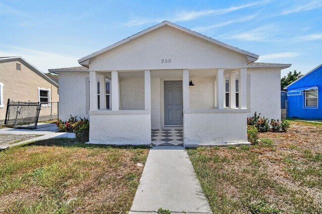 Building Photo - Move-In Made Simple: First Month’s Rent + Security Deposit Only to Move-In!