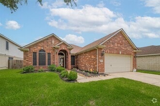 Building Photo - 17215 Stratford Green Dr