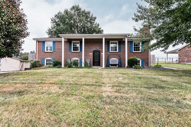 Building Photo - 705 Bon Aire Dr