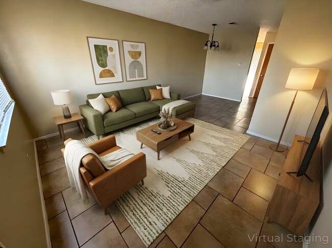 Building Photo - 2211 Cascade Dr