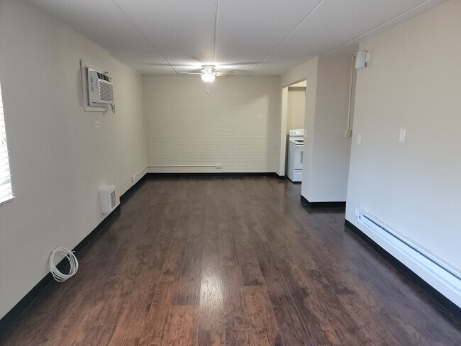 Foto del edificio - 7432 Washington St