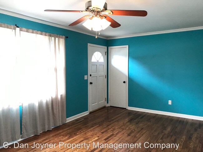 Building Photo - 3 br, 2 bath House - 104 Pueblo Dr