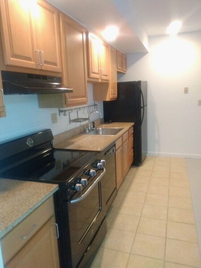 Foto del edificio - Providence Downtown- Arts District-Exclusive Condo - $1,695