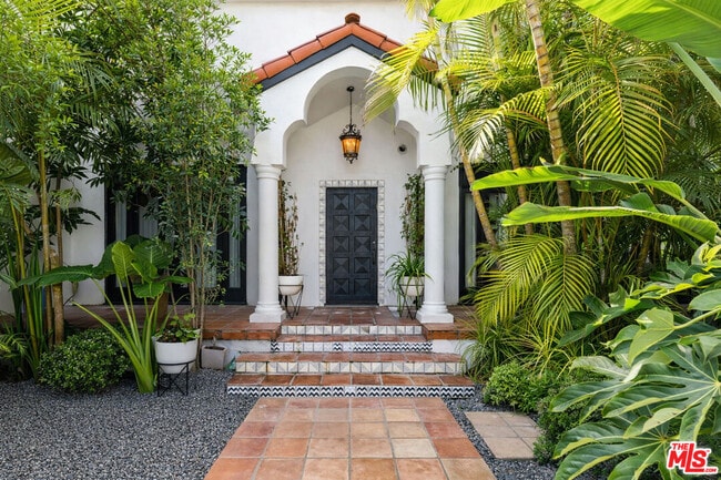 Foto del edificio - 1041 Orlando Ave