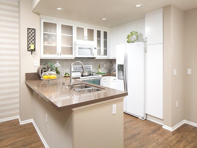 Foto del edificio - 9263 Regents Rd