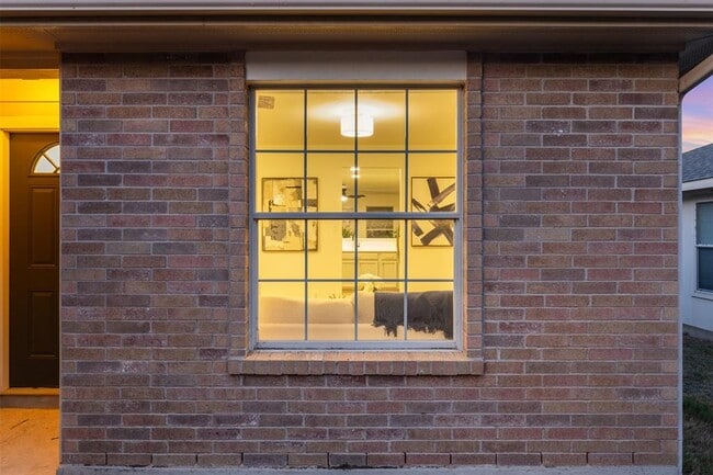 Building Photo - 503 Blanco Woods Blvd