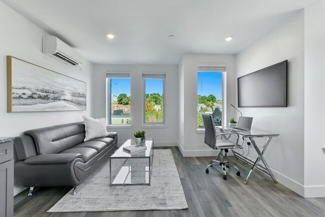 Foto del edificio - 585 Essex St