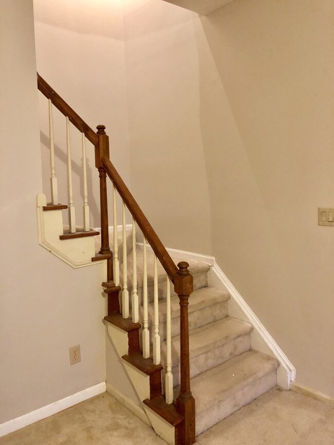 Building Photo - 5920 Amity Springs Dr