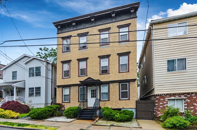 Vista de frente - 74 Wildey St