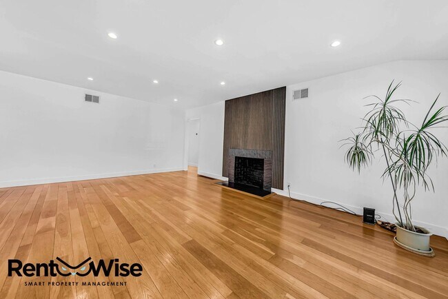 Foto del edificio - 279 Greenfield Ave