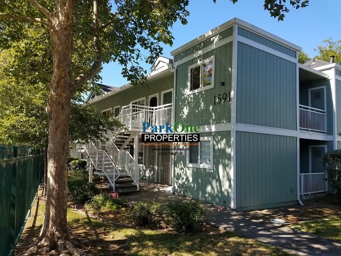Primary Photo - Ground Floor Unit With In-Unit Laundry