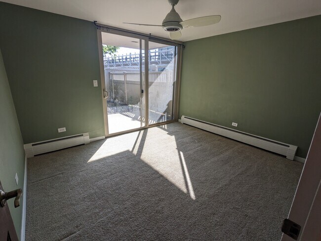 Foto del edificio - 4600 E Asbury Cir