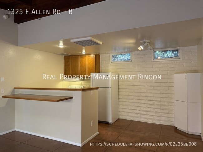 Foto del edificio - 1325 E Allen Rd