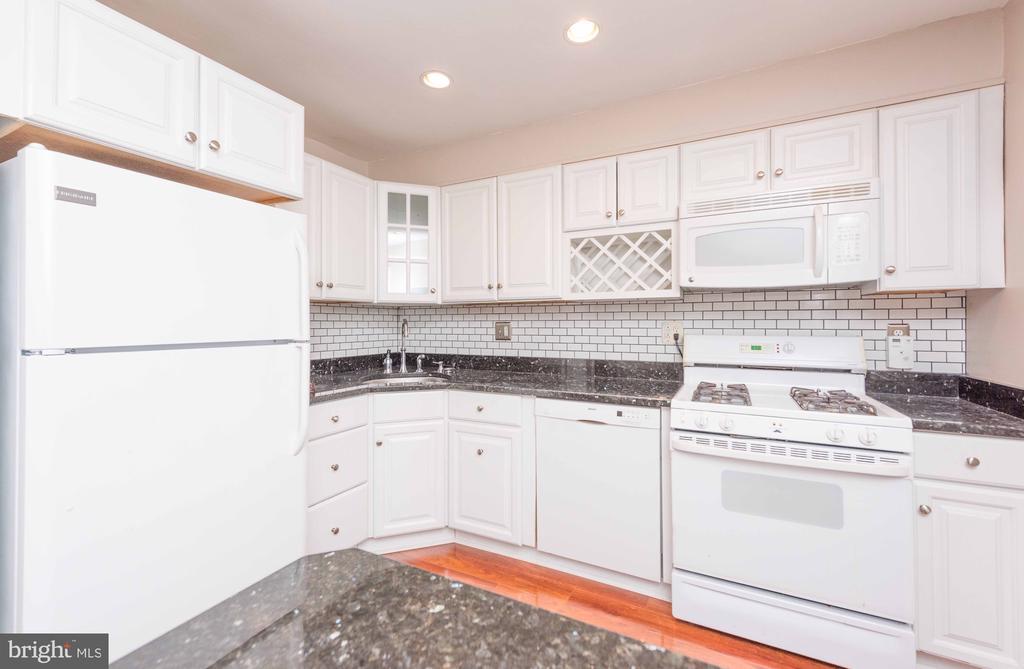 Foto principal - 6512 Boulevard View