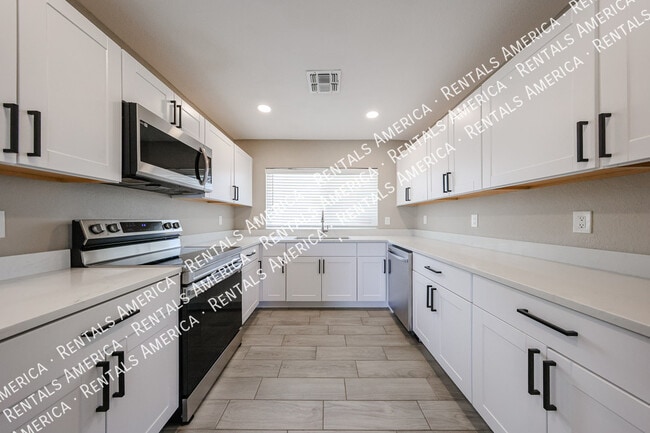 Foto del edificio - 2902 W Straford Dr