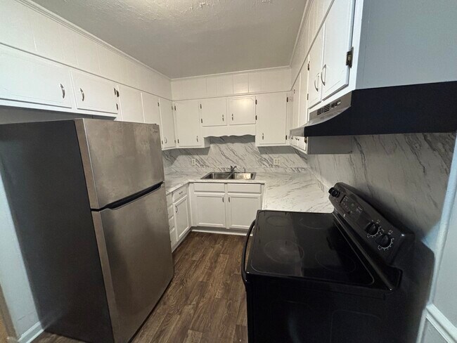 Foto del edificio - 3211 Country Ln