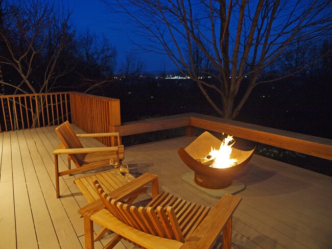 Building Photo - 100 Crab Apple Ln