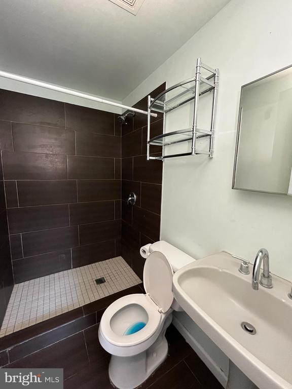 Foto del edificio - 425 N 41st St