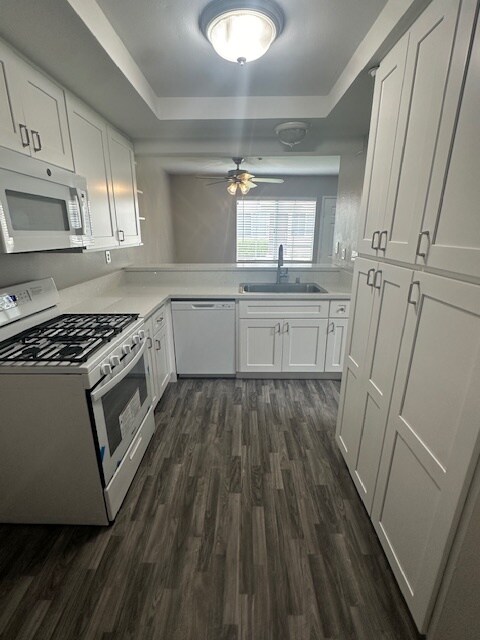 Foto del edificio - 764 W Phillips St