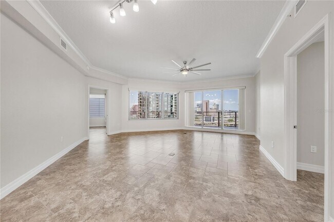 Foto del edificio - 449 S 12th St
