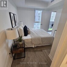 Building Photo - 500 Wilson Ave